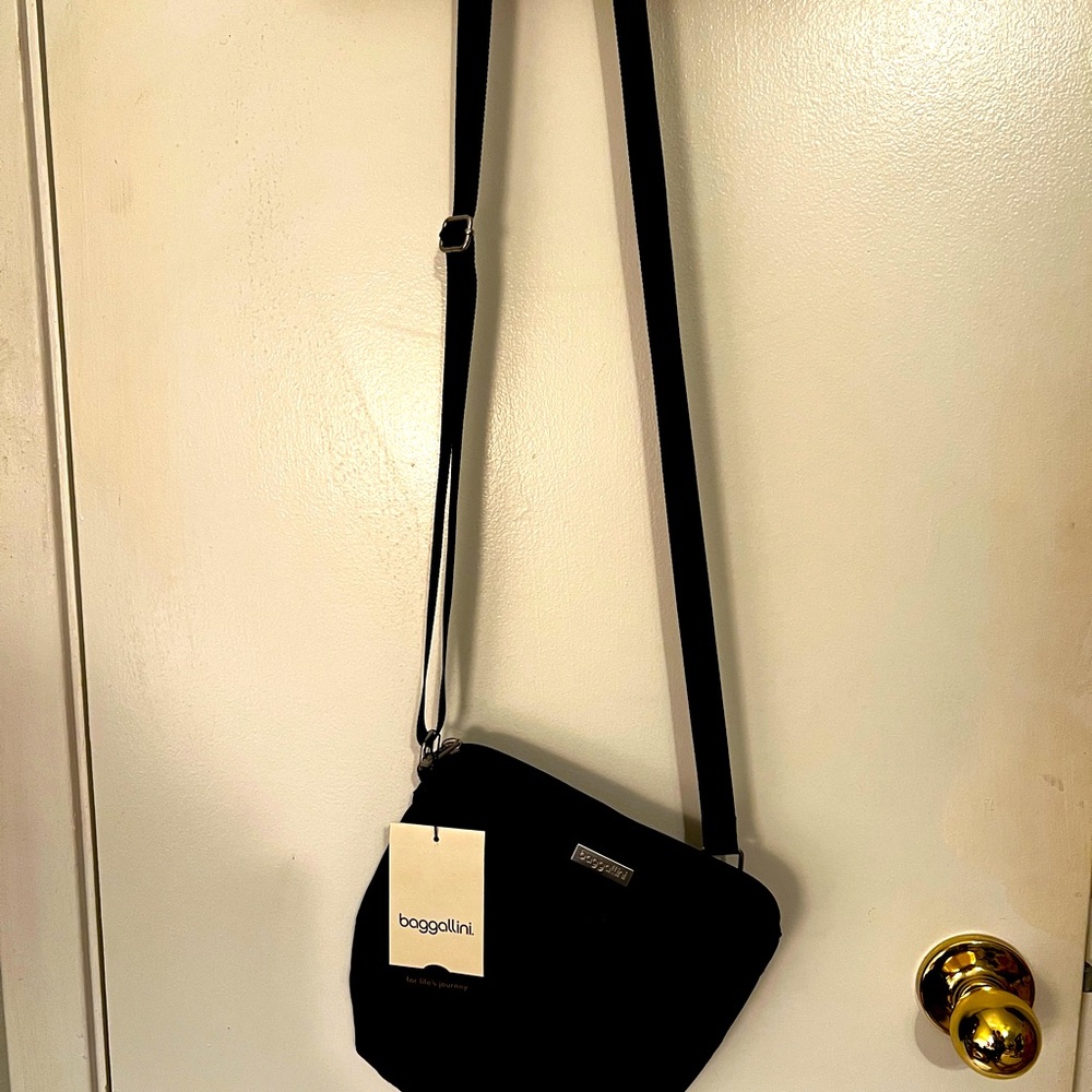 Baggallini Crossbody NWT